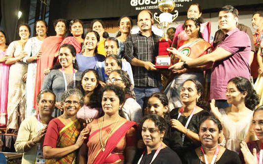  കുടുംബശ്രീ സംസ്ഥാന സർഗോത്സവം; രണ്ടാംസ്ഥാനം പിടിച്ചെടുത്ത് കണ്ണൂരിലെ കലാകാരികൾ
