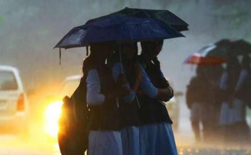  കനത്ത മഴ; നാല് ജില്ലകളിലെ വിദ്യാഭാസ സ്ഥാപനങ്ങൾക്ക് നാളെ അവധി