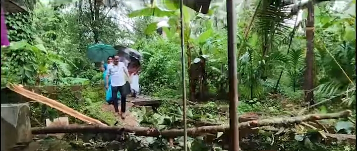  പയ്യന്നൂർ നഗരസഭയിലെ വിവിധ പ്രദേശങ്ങളിൽ വീടുകൾക്കടക്കം കനത്ത നാശം