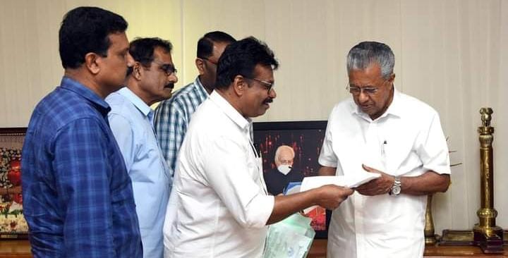  വയനാടിന് കൈത്താങ്ങായി കേബിൾ ടി.വി ഓപ്പറേറ്റേർസ് അസോസിയേഷൻ 25 ലക്ഷം രൂപ നൽകി