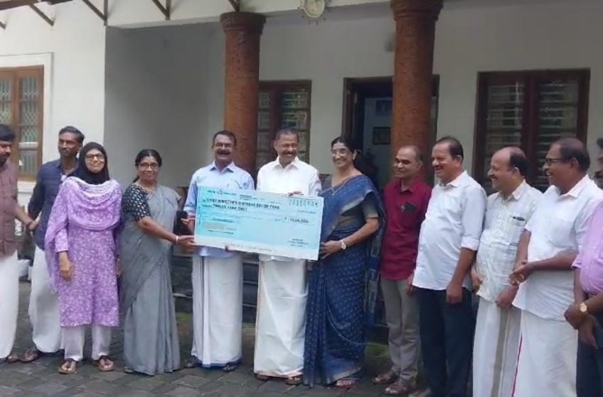  ആന്തൂർ നഗരസഭ മുഖ്യമന്ത്രിയുടെ  ദുരിതാശ്വാസ നിധിയിലേക്ക് പന്ത്രണ്ട് ലക്ഷം രൂപ സംഭാവന ചെയ്തു