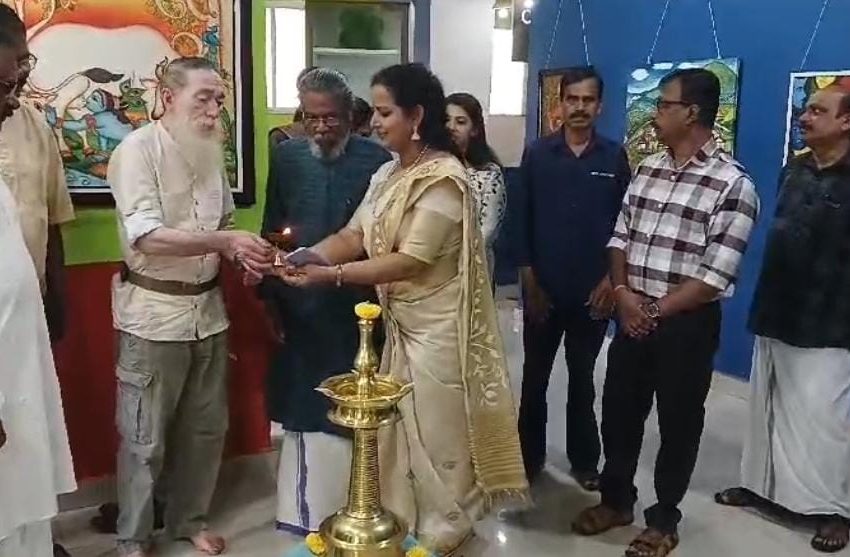  കണ്ണൂർ ജില്ലയിലെ 24 മണിക്കൂർ ഏഴു ദിവസവും തുറന്നു പ്രവർത്തിക്കുന്ന ആദ്യ ആർട്ട്‌ ഗ്യാലറിയുടെ ഉദ്ഘാടനം നടന്നു