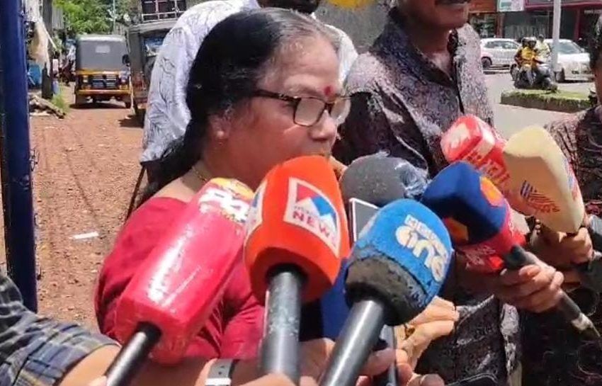  ചലചിത്ര രംഗത്തെ സംഘടനയായ അമ്മയെ വലിച്ചെറിയണമെന്ന് പി കെ ശ്രീമതി