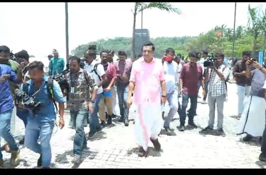  മുഴപ്പിലങ്ങാട് ബീച്ച് നവീകരിച്ച് പുതുവൽസര സമ്മാനമായി കേരളത്തിന് സമർപ്പിക്കുമെന്ന് ടൂറിസം മന്ത്രി അഡ്വ. പി എ മുഹമ്മദ് റിയാസ്