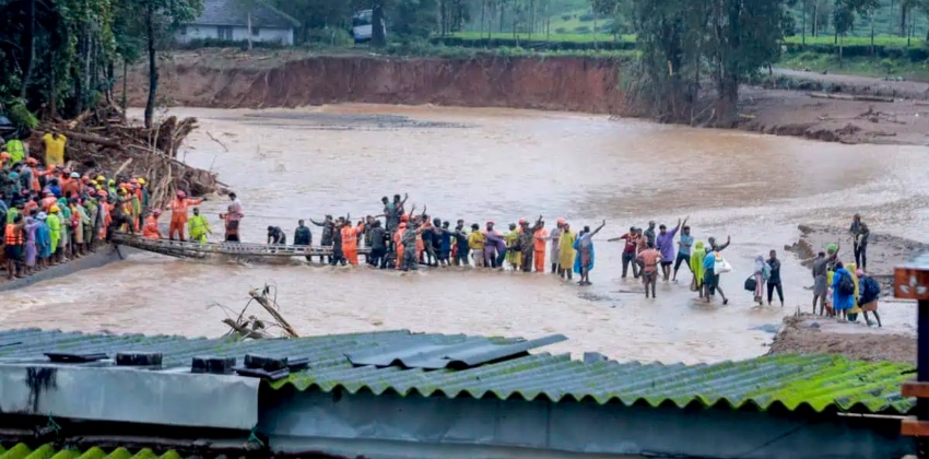  വയനാടിനായി കോഴിക്കോട് ജില്ലാ പഞ്ചായത്ത്‌ ഒരു കോടി രൂപയും 10 വീടുകളും നൽകും