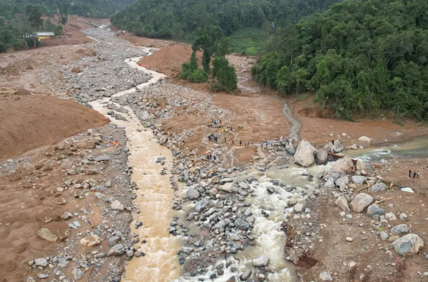  മുണ്ടക്കൈ ദുരന്തം; കാണാതായവര്‍ക്കായി തിരച്ചില്‍ തുടരുന്നു, ഇന്നും മൃതദേഹ ഭാഗങ്ങള്‍ കണ്ടെത്തി