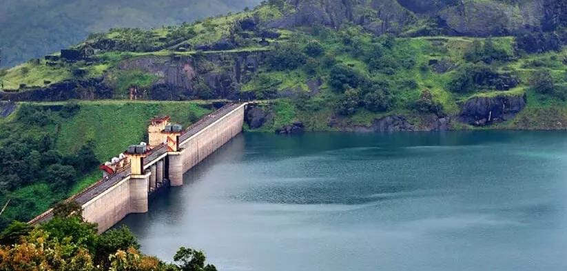  ഇടുക്കി, ചെറുതോണി ഡാമുകള്‍ മൂന്നുമാസത്തേക്ക് സന്ദര്‍ശിക്കാന്‍ പൊതുജനങ്ങള്‍ക്ക് അനുമതി