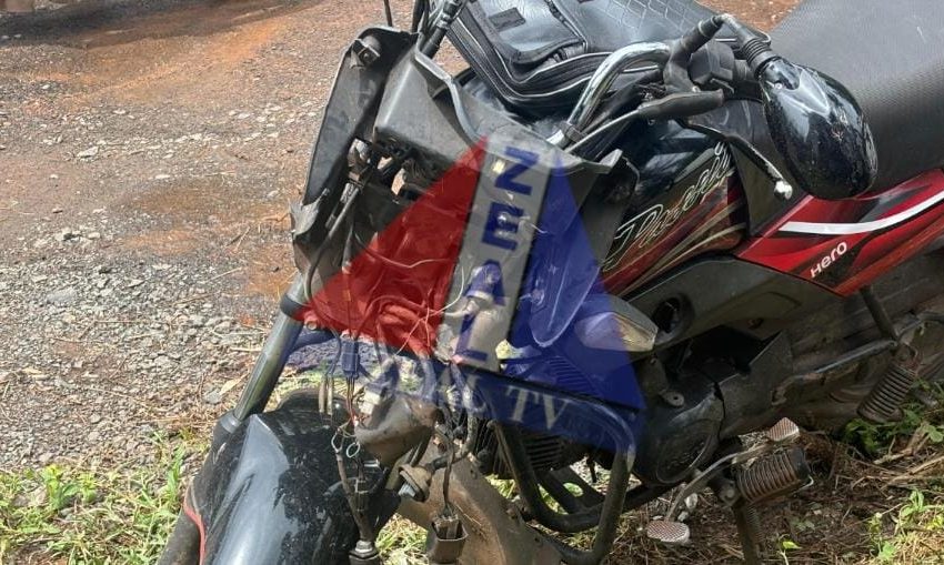  കൂത്തുപറമ്പ്  മമ്പറം പൊയനാട് ലോറി ബൈക്കിലിടിച്ച് ബൈക്ക് യാത്രക്കാരനായ യുവാവ് മരിച്ചു