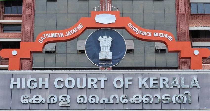  കെ എസ് ആർ ടിസിയിലെ മുൻ ജീവനക്കാരുടെ പെൻഷൻ ഓണത്തിന് മുമ്പ് നൽകണമെന്ന് ഹൈക്കോടതി നിർദേശം