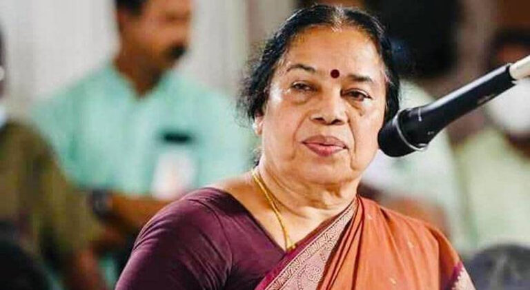  അഴീക്കോടന്‍റേയും പിണറായിയുടേയും പാര്‍ട്ടി വളരരുതെന്നാണ് മാധ്യമങ്ങളുടെ നിലപാട് എന്ന് പി കെ ശ്രീമതി ടീച്ചർ