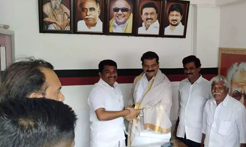  എൽഡിഎഫിൽ നിന്ന്‌ പുറത്ത്‌ പോയ സ്വതന്ത്ര എംഎൽഎ പി വി അൻവറിനെ പാർടിയിലെടുക്കില്ലെന്ന് ഡിഎംകെ