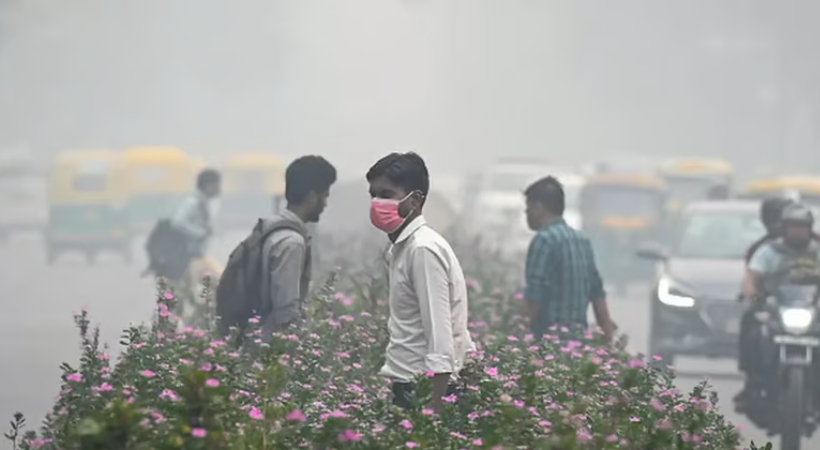  ഡൽഹിയിലെ വായു മലിനീകരണം അതീവ രൂക്ഷം; അടുത്ത രണ്ട് ദിവസങ്ങളിൽ മലിനീകരണം കൂടുതൽ കടുക്കും