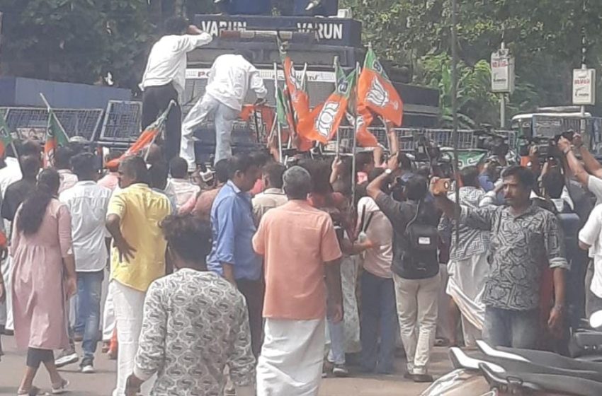  പി പി ദിവ്യയെ അറസ്റ്റ് ചെയ്യണമെന്ന് ആവിശ്യം; സംയുക്ത മോർച്ച കണ്ണൂരിൽ നടത്തിയ കമ്മീഷണർ ഓഫീസ് മാർച്ചിൽ സംഘർഷം