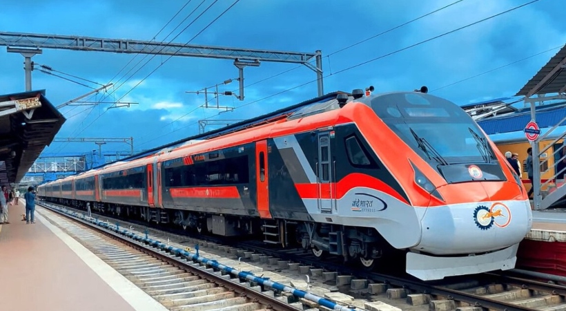  യാത്രക്കാർക്ക് ദീപാവലി സമ്മാനവുമായി ഇന്ത്യൻ റെയിൽവേ; ഏറ്റവും ദൈർഘ്യമുള്ള വന്ദേഭാരത് എക്സ്പ്രസ് എത്തുന്നു