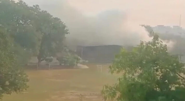  ഡൽഹി രോഹിണിയിലെ പ്രശാന്ത് വിഹാറിൽ പൊട്ടിത്തെറി; സിആർപിഎഫ് സ്കൂളിന് സമീപമാണ് സംഭവം നടന്നത്