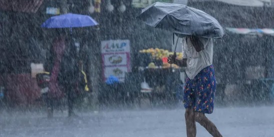  സംസ്ഥാനത്ത് അതിശക്തമായ മഴയ്ക്ക് സാധ്യത; ഇന്ന് ആറ് ജില്ലകളിൽ  യെല്ലോ അലേർട്ട്