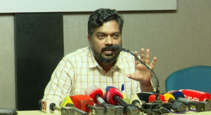  പാലക്കാട് സ്വതന്ത്രനായി മത്സരിക്കുമെന്ന് കോണ്‍ഗ്രസ് പുറത്താക്കിയ എകെ ഷാനിബ്