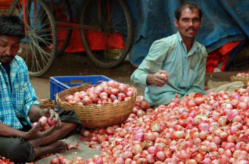  ഉത്തരേന്ത്യയിലെ കനത്തമഴ; ഉള്ളി വില രാജ്യത്ത് ഇനിയും ഉയരാൻ സാധ്യത