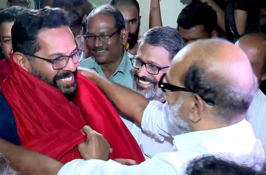  സ്ഥാനാര്‍ത്ഥിത്വത്തില്‍ അന്തിമ തീരുമാനമായതോടെ സിപിഐഎം ജില്ലാ കമ്മിറ്റി ഓഫീസില്‍ എത്തി പി സരിന്‍