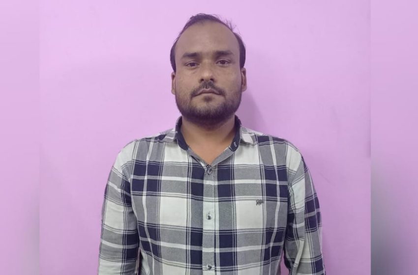  വാട്സ്ആപ്പ് വഴി സിബിഐ ചമഞ്ഞ്  ഭീഷണിപ്പെടുത്തി കണ്ണൂര്‍ സ്വദേശിനിയുടെ പണം തട്ടിയെടുത്തയാൾ പിടിയിൽ