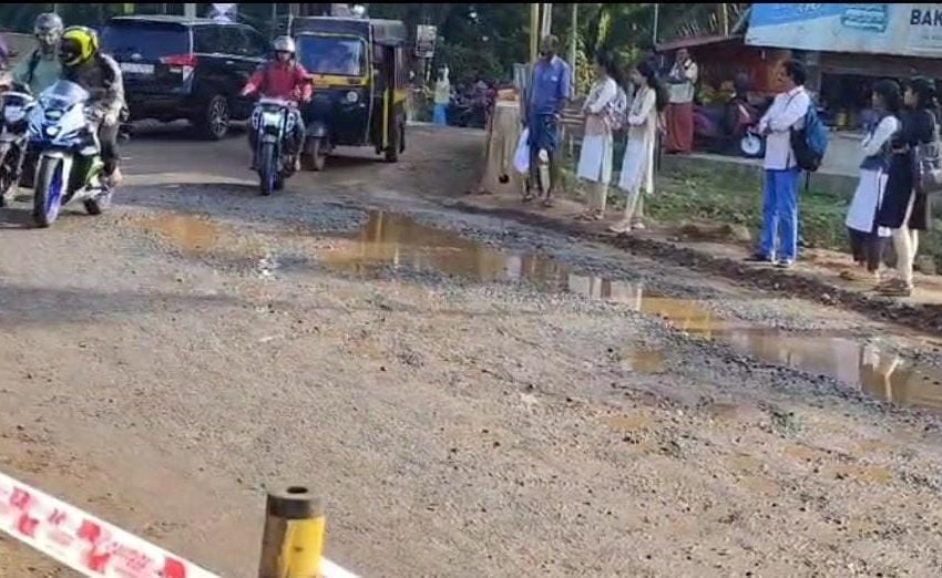  പാപ്പിനിശ്ശേരി – വേളാപുരം കവലയിൽ ഇരുചക്ര വാഹനങ്ങൾ തെന്നി വീഴുകയും പരിക്ക് പറ്റുന്നതും പതിവാകുന്നു