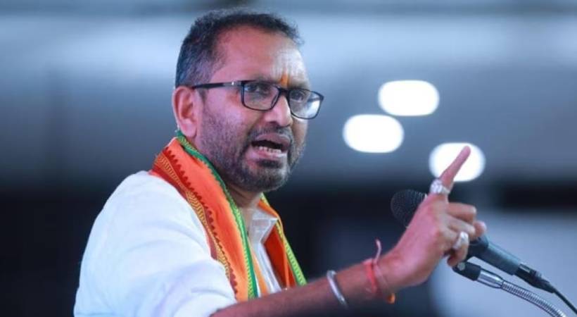  കെ സുരേന്ദ്രൻ‌ ബിജെപി സംസ്ഥാന അധ്യക്ഷനായി തുടരും; അധ്യക്ഷനെ മാറ്റേണ്ടതില്ലെന്ന് കേന്ദ്ര നേതൃത്വം