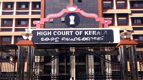  മാലിന്യം തള്ളിയതിന്റെ പേരിൽ പിടിച്ചെടുക്കുന്ന വാഹനങ്ങൾ ഉടൻ കണ്ടുകെട്ടണമെന്ന് ഹൈക്കോടതി