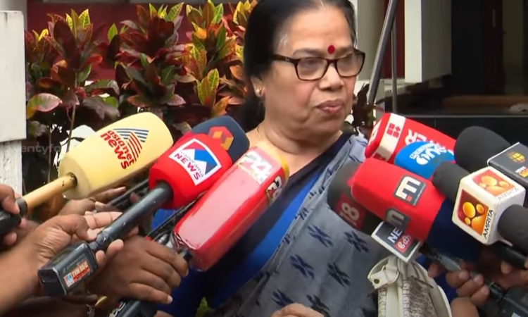 പിപി ദിവ്യക്ക് ജാമ്യം കിട്ടിയതില്‍ സന്തോഷമുണ്ടെന്ന് സിപിഐഎം നേതാവ് പി കെ ശ്രീമതി