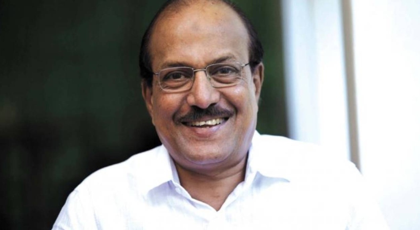  കോൺഗ്രസിലേക്കെത്തിയ സന്ദീപ് വാര്യരെ സ്വാഗതം ചെയ്‌ത്‌ മുസ്ലിം ലീഗ് നേതാവ് പികെ കുഞ്ഞാലിക്കുട്ടി