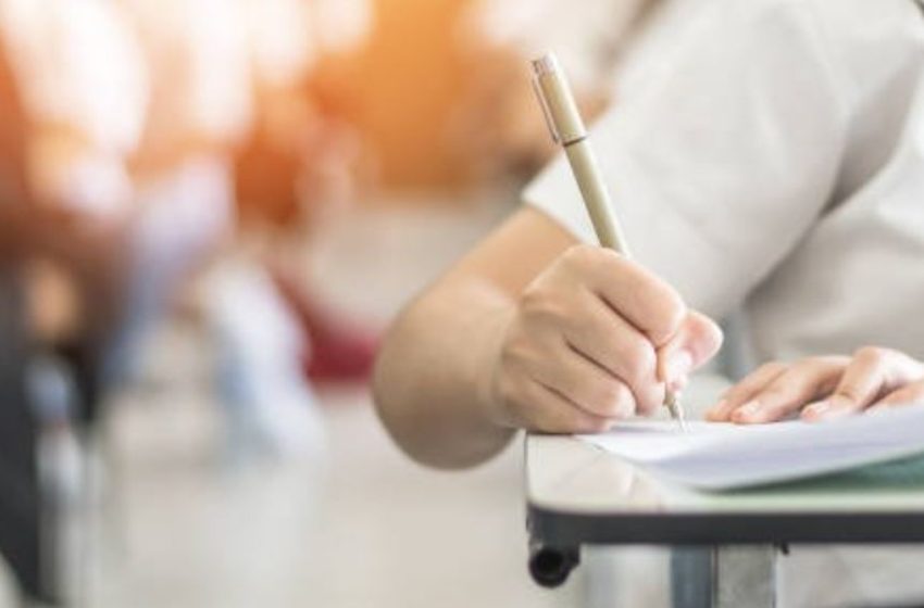  സിബിഎസ്ഇ പരീക്ഷ തീയതി പ്രഖ്യാപിച്ചു; 10,12 പരീക്ഷകൾ ഫെബ്രുവരി 15ന് ആരംഭിക്കും