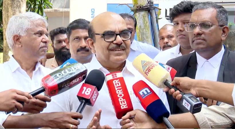  പി വി അന്‍വര്‍ എംഎല്‍എക്കെതിരെ പി ശശി കോടതിയില്‍ ക്രിമിനല്‍ അപകീര്‍ത്തി കേസ് ഫയല്‍ ചെയ്തു