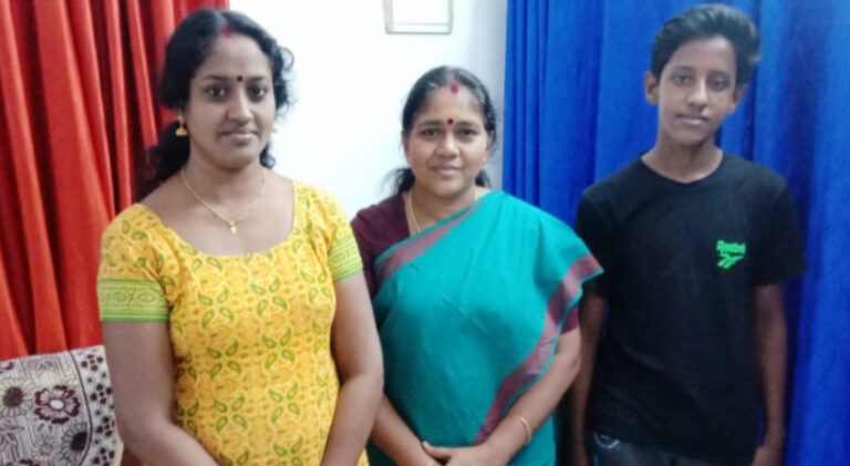  തിരൂർ സതീശന്റെ വീട്ടിൽ എത്തിയില്ലെന്ന ശോഭാ സുരേന്ദ്രന്റെ വാദം തെറ്റെന്ന് തെളിയിക്കുന്ന ചിത്രം പുറത്ത്