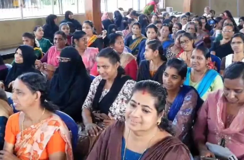  തളിപ്പറമ്പ നഗരസഭ കുടുംബശ്രീ സി ഡി എസിലെ അയൽക്കൂട്ടങ്ങളുടെ 100 % ഹരിത അയൽക്കൂട്ട പ്രഖ്യാപനം നടന്നു