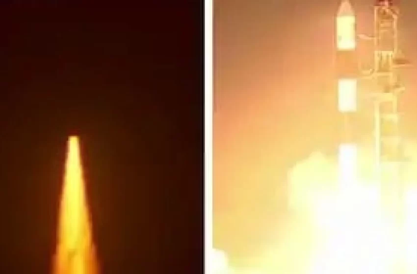  സ്പേസ് ഡോക്കിം​ഗ് ലക്ഷ്യമിട്ട് സ്പേഡെക്സ് ഉപ​ഗ്രഹങ്ങളുമായി പിഎസ്എൽവി ദൗത്യം വിജയകരം