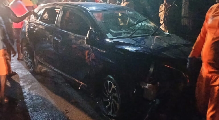  നെടുമങ്ങാട് പുതുകുളങ്ങരയിൽ നിയന്ത്രണം വിട്ട് കാർ മറിഞ്ഞ് രണ്ടര വയസുകാരൻ മരിച്ചു