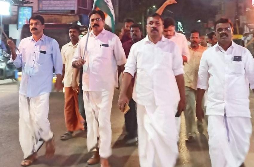  വൈദ്യുതി നിരക്ക് വർദ്ധനവ്; മാട്ടൂൽ മണ്ഡലം കോൺഗ്രസ് കമ്മിറ്റിയുടെ നേതൃത്വത്തിൽ പ്രതിഷേധ പ്രകടനം നടന്നു