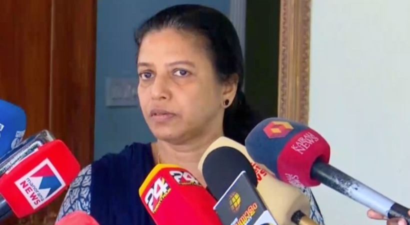  കണ്ണൂർ മുൻ എഡിഎം നവീന്‍ ബാബുവിന്റെ ഭാര്യ മഞ്ജുഷയ്ക്ക് സ്ഥലം മാറ്റം; പത്തനംതിട്ട കളക്ടറേറ്റിലേക്കാണ് മാറ്റിയത്