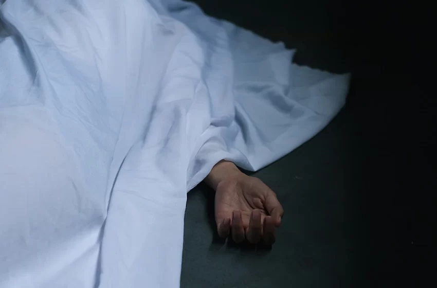  നിലയ്ക്കലിൽ ഉറങ്ങുന്നതിനിടെ ശരീരത്തിലൂടെ ബസ് കയറിയിറങ്ങി ശബരിമല തീർത്ഥാടകന് ദാരുണാന്ത്യം