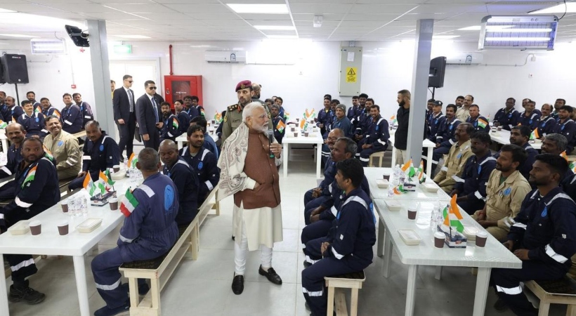  രണ്ടു ദിവസത്തെ സന്ദര്‍ശനത്തിനായി കുവൈത്തിലെത്തി നരേന്ദ്രമോദി; ഇന്ത്യന്‍ പ്രവാസികളെ അഭിസംബോധന ചെയ്തു