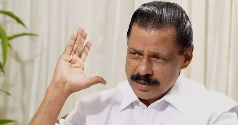  സി.പി.എം. സംസ്ഥാന സെക്രട്ടറി എം.വി. ഗോവിന്ദന്റെ കാർ ഓട്ടോറിക്ഷയിലിടിച്ചു;  ദമ്പതിമാർക്ക് നിസാര പരിക്കേറ്റു