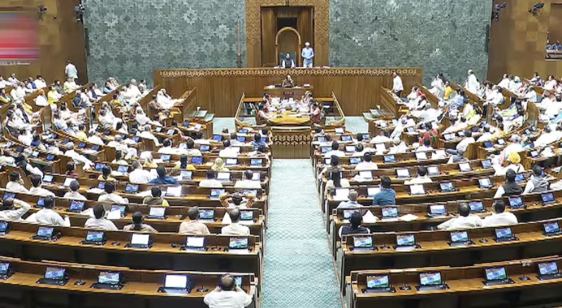  പാര്‍ലമെന്റിന്റെ ശീതകാല സമ്മേളനം ഇന്ന് സമാപിക്കും; രാഹുല്‍ ഗാന്ധിക്കെതിരായ കേസില്‍ പ്രതിഷേധം ശക്തമാക്കാന്‍ പ്രതിപക്ഷം