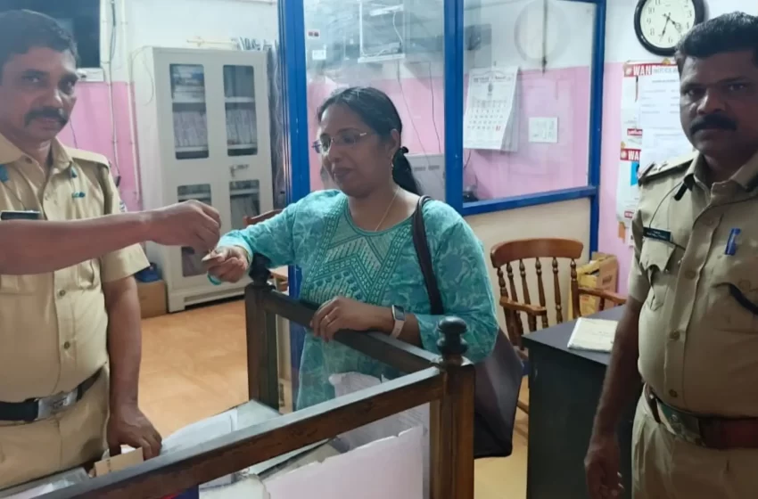  ഇരിട്ടിയിൽ കളഞ്ഞുകിട്ടിയ സ്വർണ്ണ പാദസരം ഉടമസ്ഥക്ക് തിരികെ നൽകി