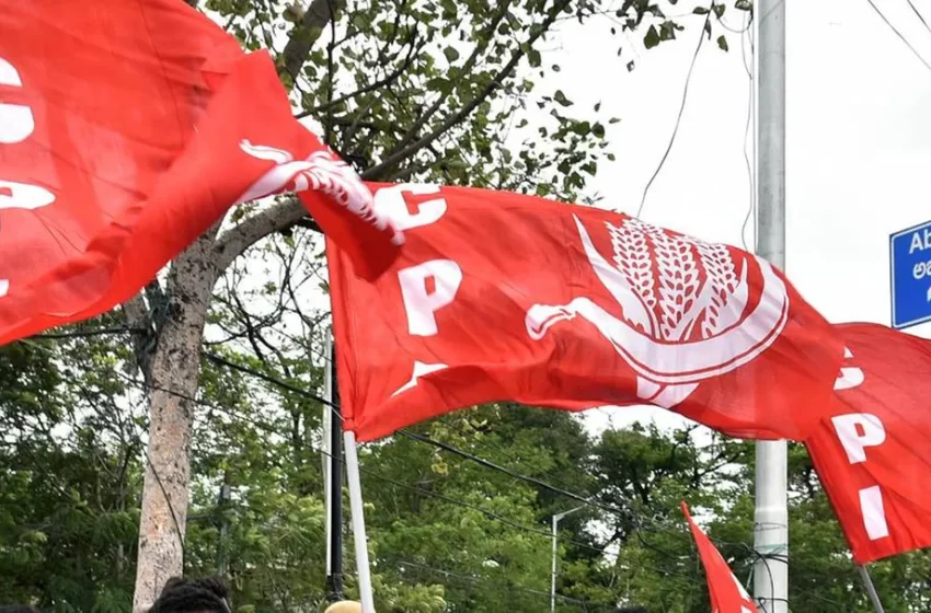  പാലക്കാട് എലപ്പുള്ളിയിലെ വൻകിട മദ്യനിർമാണ ശാലയെ എതിർക്കാൻ സിപിഐ