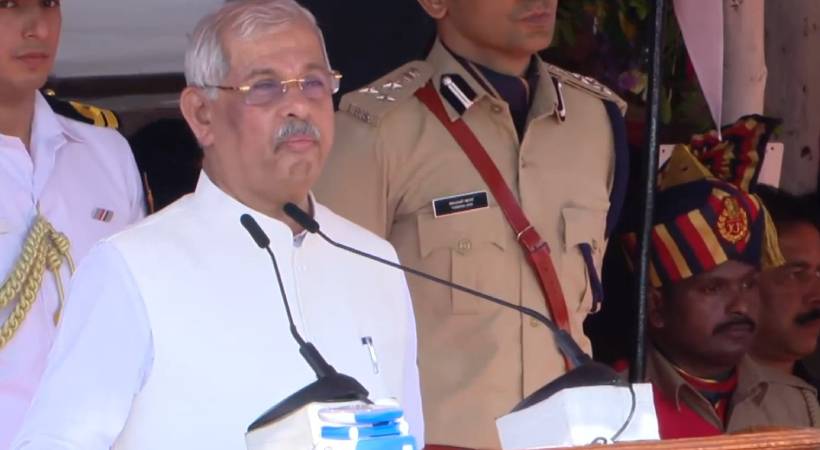  കേരളത്തെയും മുഖ്യമന്ത്രിയെയും പ്രശംസിച്ച് ഗവർണർ രാജേന്ദ്ര വിശ്വനാഥ് ആർലേകറുടെ റിപ്പബ്ലിക് ദിന സന്ദേശം