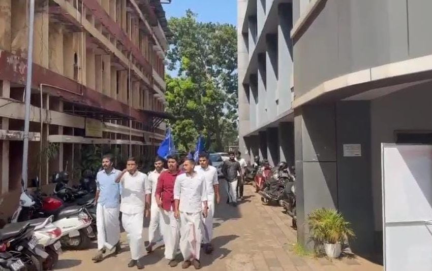  സ്കൂൾ ബസ് മറിഞ്ഞ് വിദ്യാർത്ഥി മരിച്ച സംഭവം; കണ്ണൂരിൽ RTO ഓഫിസിലേക്ക് ഇരച്ചു കയറി കെ.എസ്.യു പ്രതിഷേധം