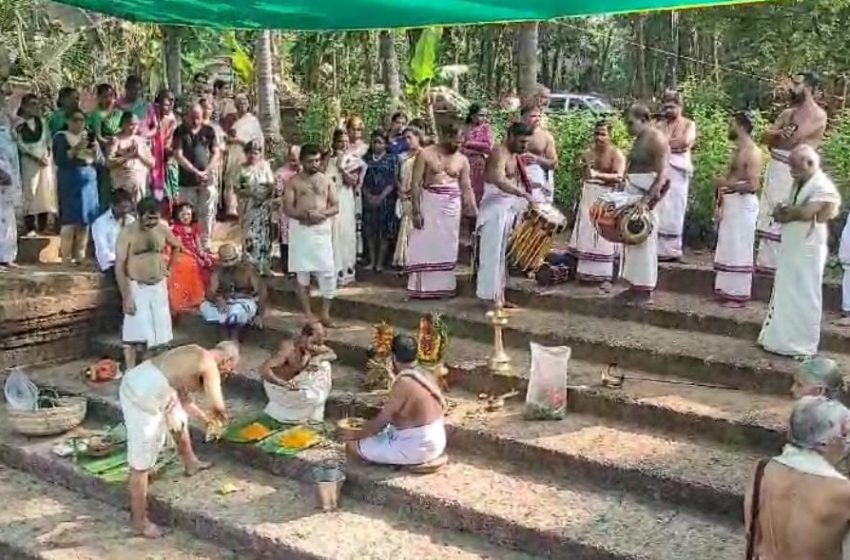  പൂവ്വത്തൂർ ശ്രീ മഹാവിഷ്ണു ക്ഷേത്രം കൊടിയേറ്റ മഹോത്സവത്തിന് സമാപനം കുറിച്ച് കൊണ്ട് ആറാട്ട് നടന്നു