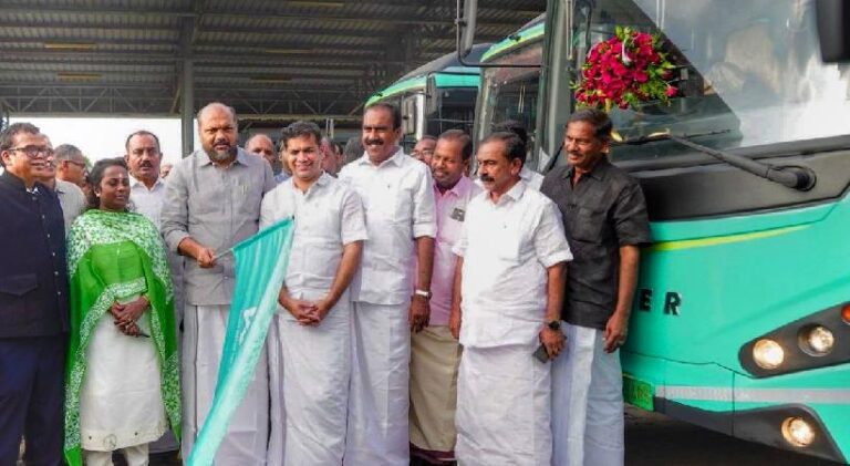  മെട്രോ സ്റ്റേഷനുകളെ ബന്ധിപ്പിച്ച് കൊച്ചിയില്‍ ഇലക്ട്രിക് ബസ് സര്‍വ്വീസ് ആരംഭിച്ചു