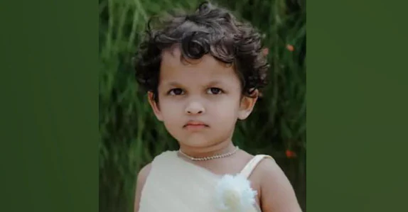  മലപ്പുറം നിലമ്പൂരിൽ കളിക്കുന്നതിനിടെ ഗേറ്റ് ദേഹത്തു വീണു മൂന്നു വയസ്സുകാരിക്ക് ദാരുണാന്ത്യം