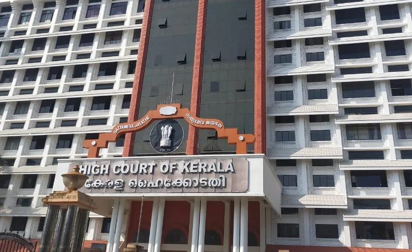  അനധികൃത ലൈറ്റുകളും മറ്റു ഫിറ്റിങ്ങുകളും വേണ്ട; വാഹനങ്ങള്‍ക്കെതിരെ കര്‍ശന നടപടിക്കൊരുങ്ങി ഹൈക്കോടതി
