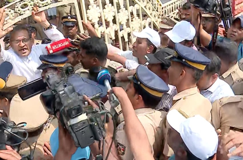  അങ്കമാലി അതിരൂപത ആസ്ഥാനത്ത് പ്രതിഷേധം; പൊലീസും പ്രതിഷേധക്കാരും തമ്മിൽ സംഘർഷം